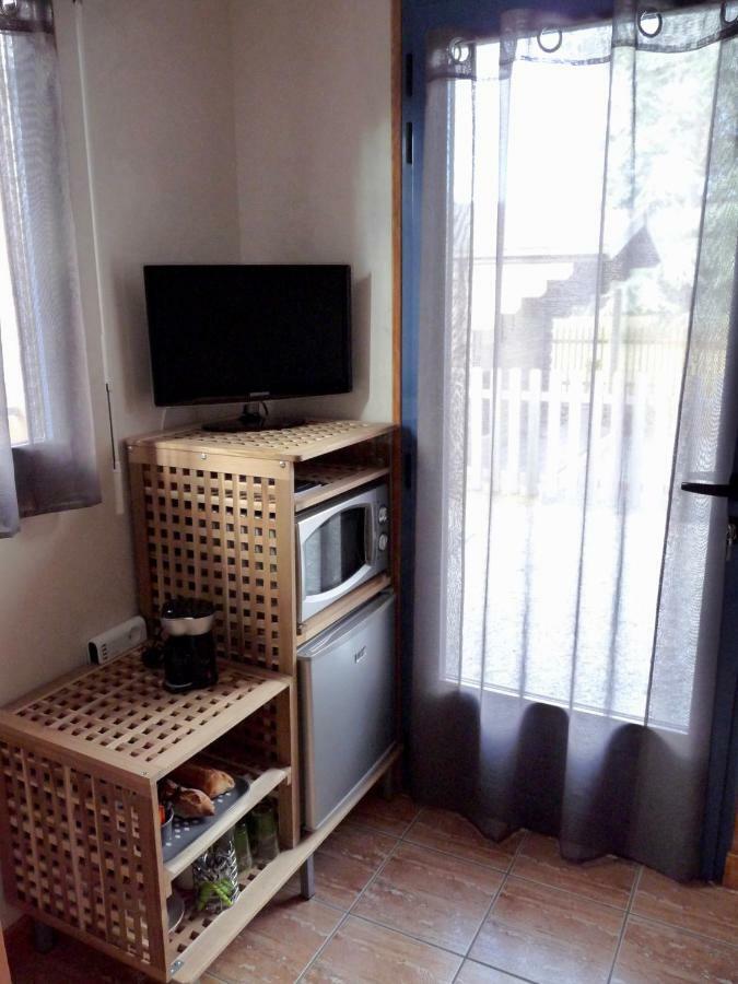 Suite A 800M De La Plage 상 루네어 외부 사진