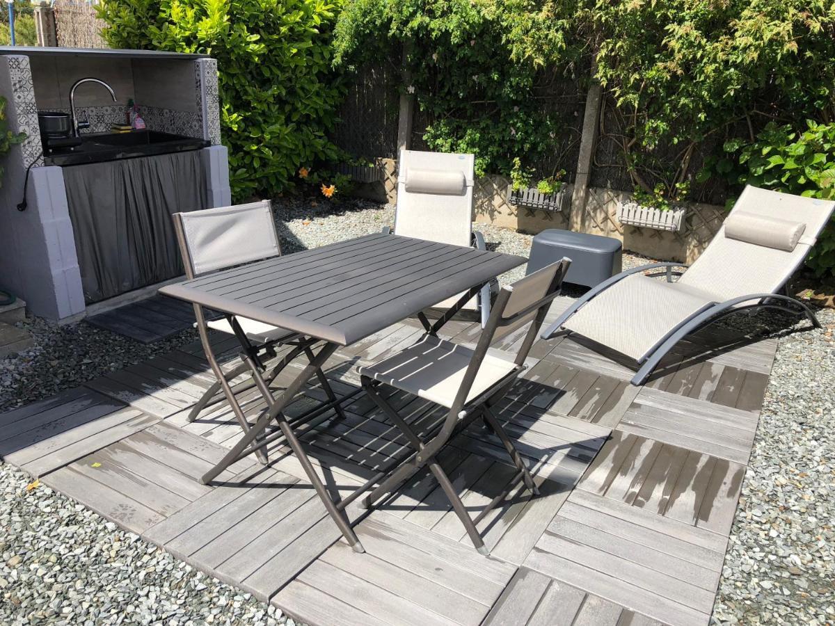 Suite A 800M De La Plage 상 루네어 외부 사진